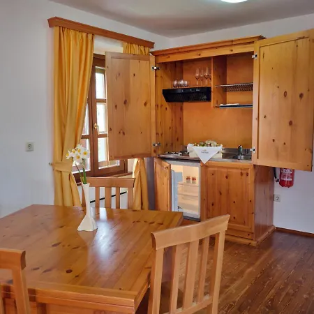 Wine Grower's Mansion Zlati Gric Apartamento