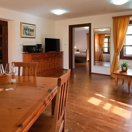 Wine Grower's Mansion Zlati Gric * Slovenske Konjice